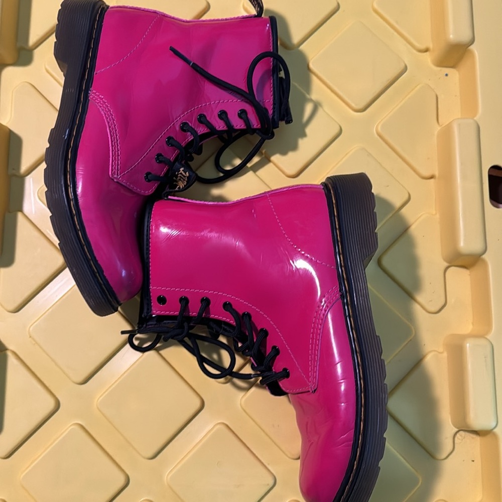 Hot pink Doc Martens - Picture 3 of 7